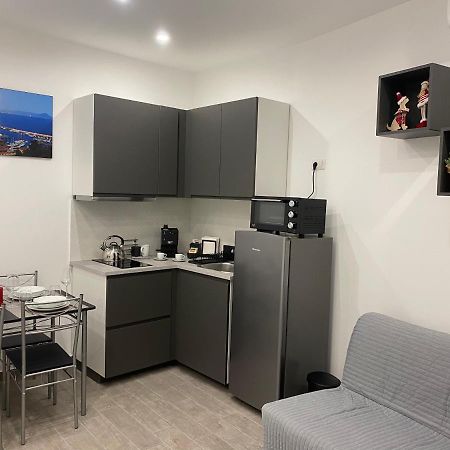 Appartamento The Nest Of Via Toledo Napoli Esterno foto