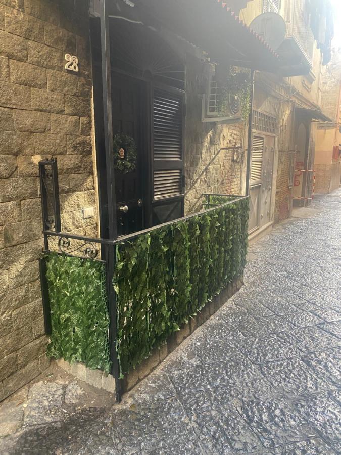 Appartamento The Nest Of Via Toledo Napoli Esterno foto