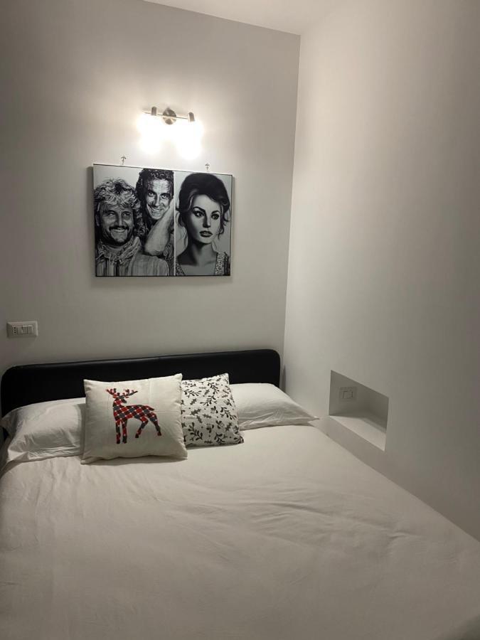 Appartamento The Nest Of Via Toledo Napoli Esterno foto