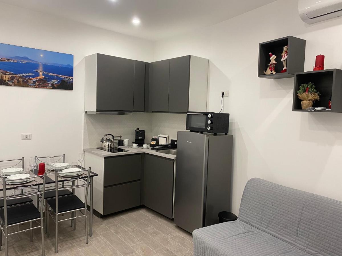 Appartamento The Nest Of Via Toledo Napoli Esterno foto
